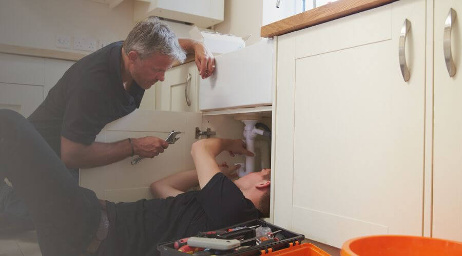 Professional burst pipe repair services in Nisula, MI